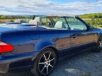 Gebraucht Mercedes CLK320 218 PS (160 kW) 1999 Blau Cabrio