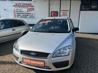 Gebraucht Ford Focus Trend 116 PS (85 kW) 2005 Silber Limousine