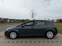 Usata Seat Leon 105 CV (77 kW) 2006 Grigio Utilitaria