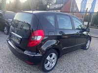 Gebraucht Mercedes A160 95 PS (69 kW) 2012 Schwarz Limousine