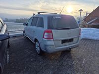 Gebraucht Opel Zafira Edition 125 PS (91 kW) 2010 Braun Van / Kleinbus