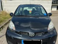 Gebraucht Toyota Aygo 68 PS (50 kW) 2009 Schwarz Kleinwagen