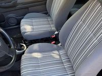 Gebraucht VW Fox 75 PS (55 kW) 2005 Rot Kleinwagen