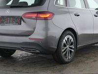 Gebraucht Mercedes 220 190 PS (139 kW) 2024 Lack mountaingrau (metallic) Limousine