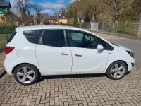 Gebraucht Opel Meriva Edition 140 PS (102 kW) 2011 Weiß Van / Kleinbus