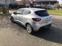 Gebraucht Renault Clio IV Intens 118 PS (86 kW) 2018 Silber Kleinwagen
