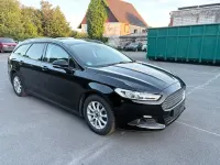 Gebraucht Ford Mondeo 160 PS (117 kW) 2018 Schwarz Limousine