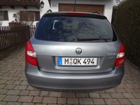 Gebraucht Skoda Fabia Elegance 117 PS (86 kW) 2012 Grau metallic Kleinwagen