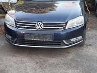 Usata VW Passat 122 CV (89 kW) 2013 Blu Station wagon