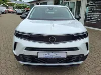 Gebraucht Opel Mokka-e Elegance 100 kW (136 PS) 2022 Jade weiss/arktis weiss SUV