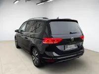 Gebraucht VW Touran Highline 150 PS (110 kW) 2025 Deep black perleffekt Van / Kleinbus