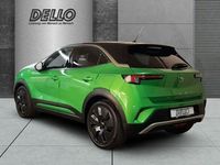 Gebraucht Opel Mokka 131 PS (96 kW) 2023 Lackierung matcha green/typ au SUV