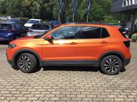 Gebraucht VW T-Cross Active 95 PS (69 kW) 2022 Energetic orange metallic SUV
