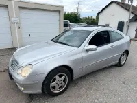 Gebraucht Mercedes C180 143 PS (105 kW) 2004 Silber Coupé