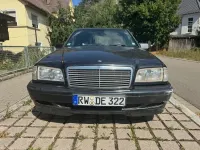 Gebraucht Mercedes C180 122 PS (89 kW) 1997 Blau Limousine