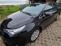 Gebraucht Toyota Avensis Comfort 112 PS (82 kW) 2015 Schwarz Kombi