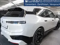 Gebraucht BMW iX Sport Line 239 kW (326 PS) 2024 Mineralweiss SUV