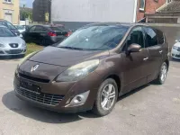 Gebraucht Renault Scénic III Dynamique 131 PS (96 kW) 2009 Mokkabraun Van / Kleinbus