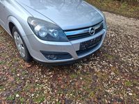 Gebraucht Opel Astra 105 PS (77 kW) 2006 Silber Kombi