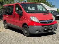 Gebraucht Opel Vivaro 114 PS (83 kW) 2010 Rot Van / Kleinbus