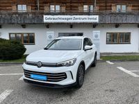 Gebraucht VW Tiguan Elegance 150 PS (110 kW) 2024 Pure white (weiß) SUV