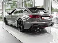 Gebraucht Audi RS6 Ambiente 600 PS (441 kW) 2025 Nardograu Kombi
