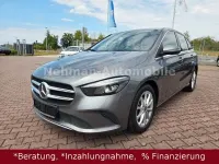 Gebraucht Mercedes B180 116 PS (85 kW) 2019 Grau Kleinwagen