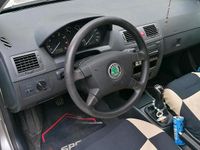 Gebraucht Skoda Fabia 75 PS (55 kW) 2004 Silber Kleinwagen