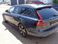 Gebraucht Volvo V90 R-Design 197 PS (144 kW) 2021 Denim blue (metallic) Kombi