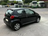 Gebraucht Toyota Aygo 68 PS (50 kW) 2007 Schwarz Kleinwagen