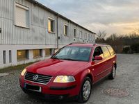 Gebraucht VW Passat 131 PS (96 kW) 2001 Rot Kombi