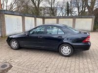 Gebraucht Mercedes C180 129 PS (94 kW) 2001 Schwarz Limousine