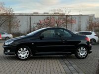 Gebraucht Peugeot 206 CC 109 PS (80 kW) 2006 Schwarz Cabrio