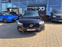 Gebraucht Volvo XC60 Plus 197 PS (144 kW) 2023 Onyx black metallic SUV