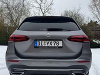 Gebraucht Mercedes B220 190 PS (139 kW) 2020 Grau Kleinwagen