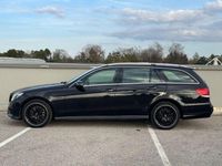 Gebraucht Mercedes E400 AMG 333 PS (244 kW) 2013 Schwarz Limousine