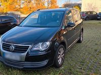 Gebraucht VW Touran 140 PS (102 kW) 2010 Schwarz Van / Kleinbus
