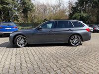 Gebraucht BMW 330 M Sport 258 PS (189 kW) 2018 Grau Kombi