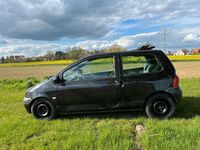 Second-hand Renault Twingo 58 CP (42 kW) 2002 Negru Hatchback
