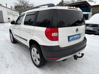 Gebraucht Skoda Yeti Ambition 105 PS (77 kW) 2013 Weiß SUV