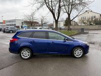 Gebraucht Ford Focus Titanium 140 PS (102 kW) 2014 Blau Kombi