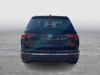Gebraucht VW Tiguan Active 150 PS (110 kW) 2022 Deep black perleffekt (metallic) SUV