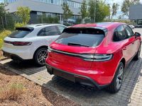 Gebraucht Porsche Macan S 381 PS (280 kW) 2022 Rot SUV