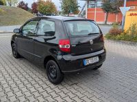 Gebraucht VW Fox 54 PS (39 kW) 2006 Schwarz Kleinwagen