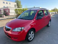 Usata Mazda 2 Active 80 CV (58 kW) 2003 Rosso Utilitaria