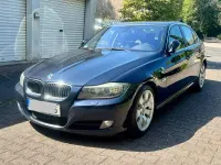 Gebraucht BMW 330 Comfort Edition 245 PS (180 kW) 2009 Blau Limousine