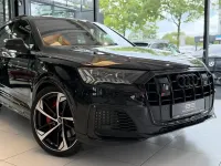Gebraucht Audi SQ7 Sport 435 PS (319 kW) 2019 Orcaschwarz/deep black SUV