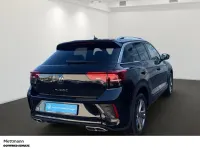 Second-hand VW T-Roc R-line 150 CP (110 kW) 2023 Negru SUV