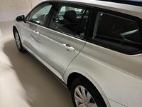Gebraucht VW Passat 150 PS (110 kW) 2016 Silber Kombi