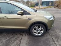 Gebraucht Ford Kuga Trend 150 PS (110 kW) 2013 Grün SUV